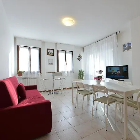 Relax Duepassi Dal Riviera Horses アパート